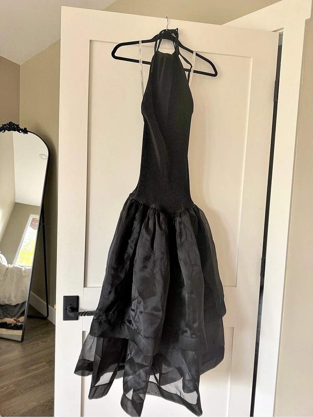 L'IDÉE Carrie Dress Black Midi Dress Size 2 Like New
